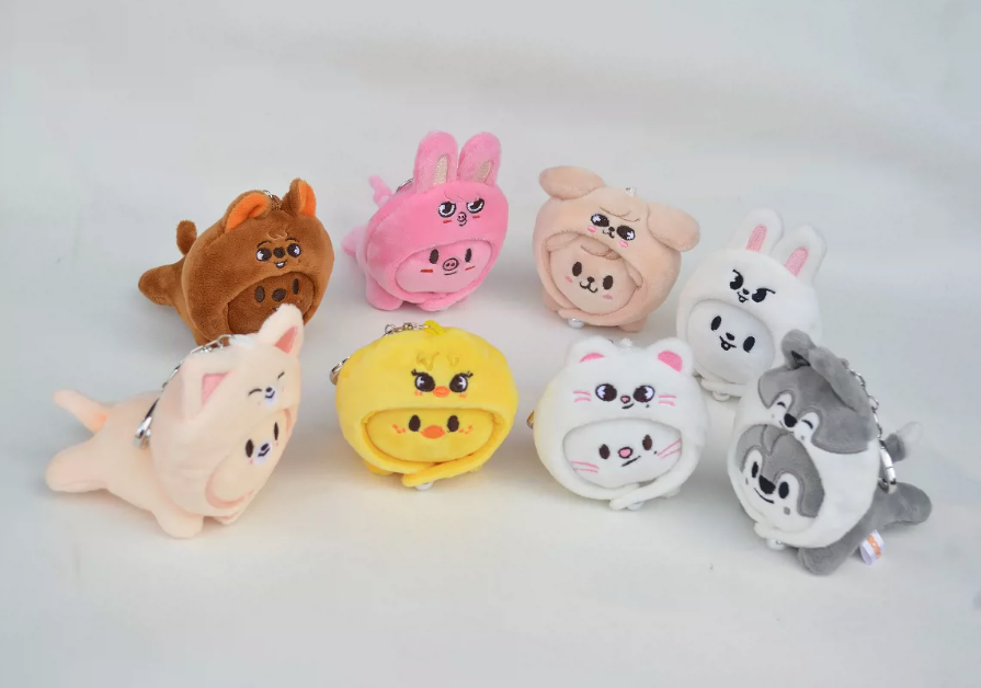 stray kids skzoo celebrate md lying ver. plushie keychain