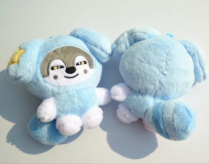 stray kids [run it md] skzoo in tasy plushie keychain