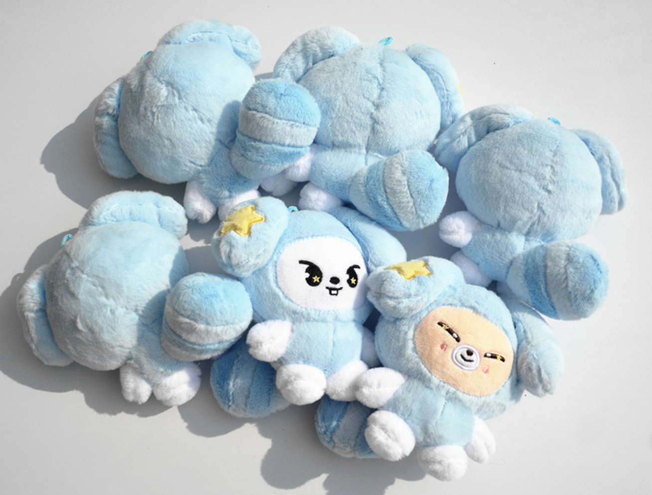 stray kids [run it md] skzoo in tasy plushie keychain