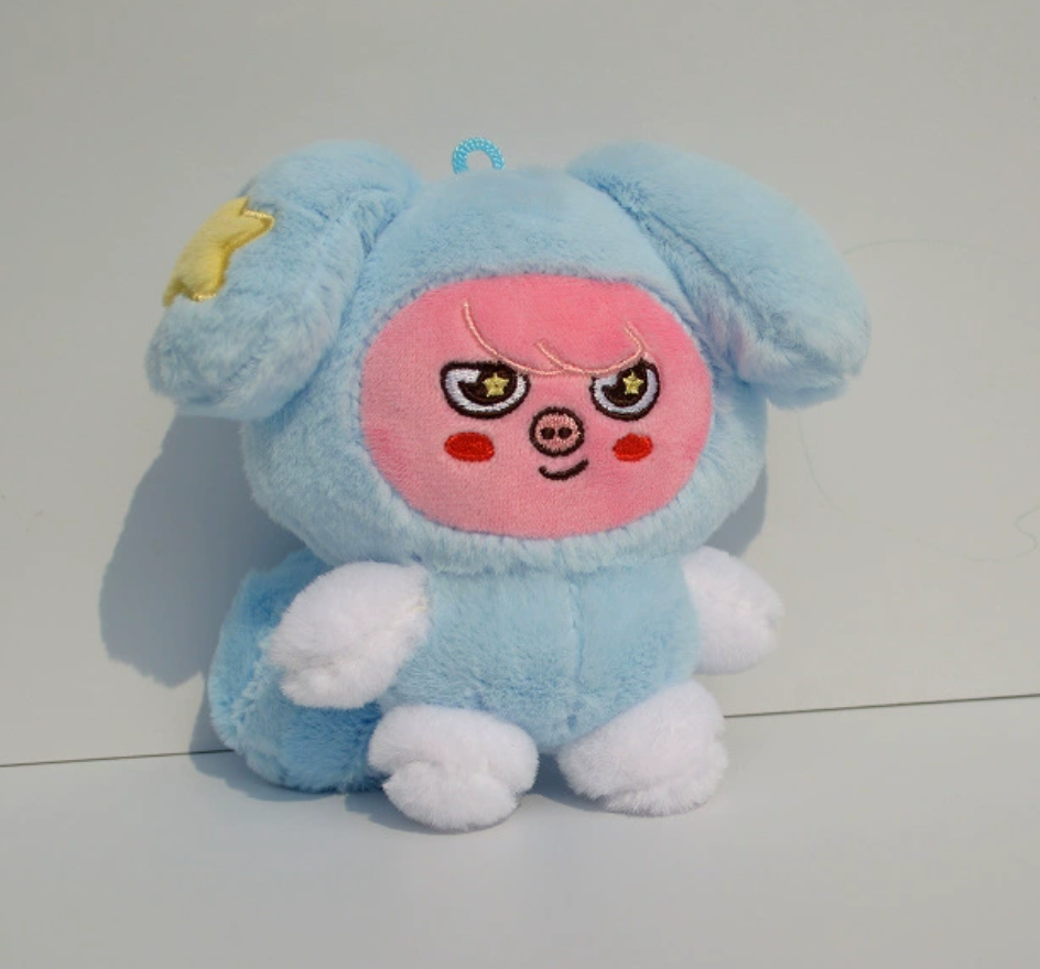 stray kids [run it md] skzoo in tasy plushie keychain